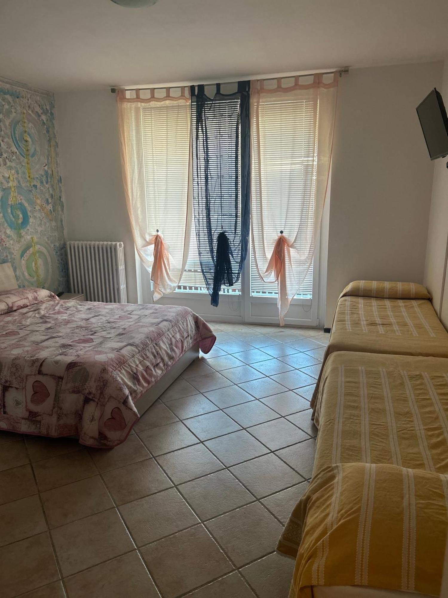 Antey-Saint-André Albergo La Grolla מראה חיצוני תמונה